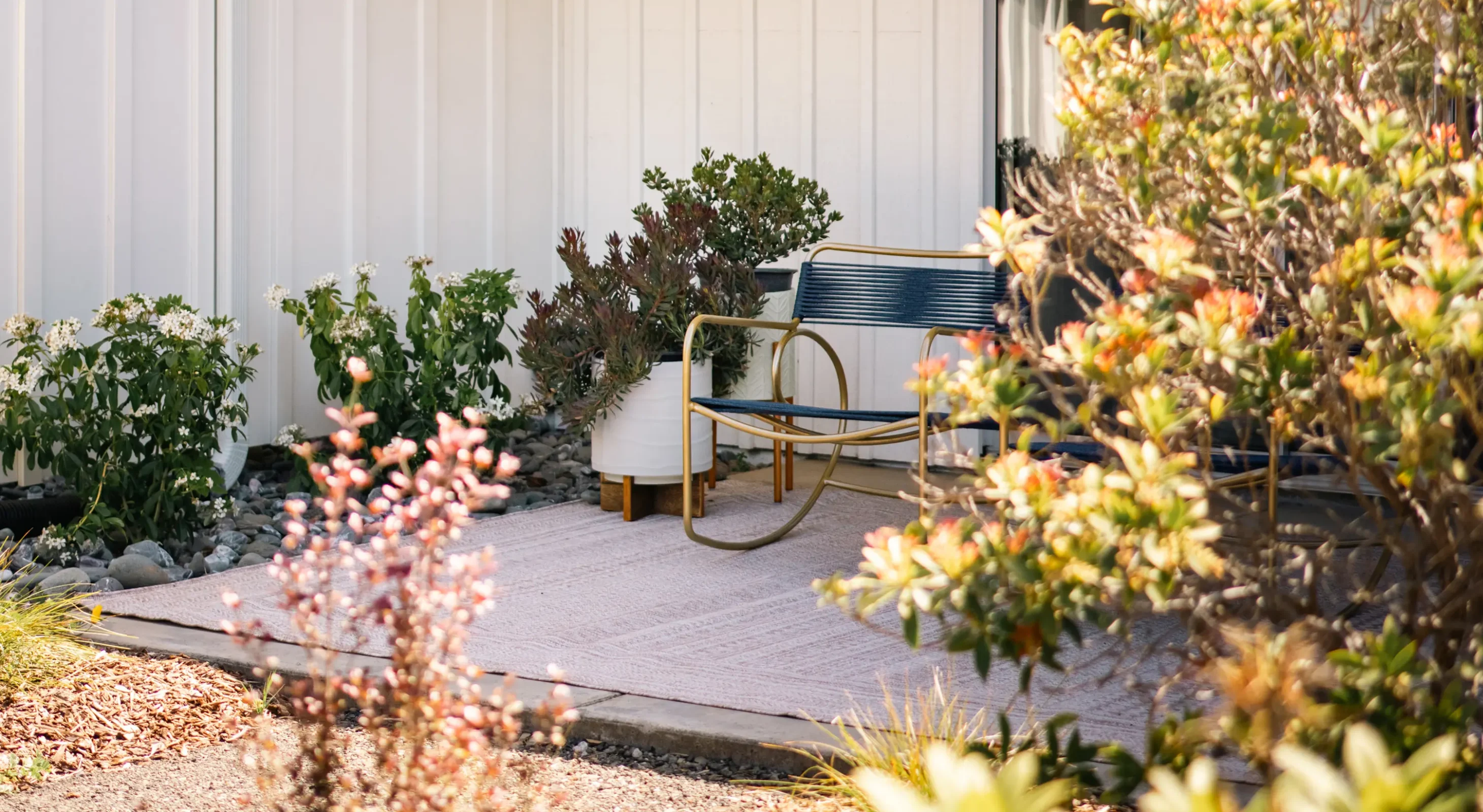 utdoor patio and garden at coastal Northern California retreat